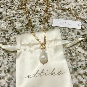 Ettika Baroque Pearl Paperclip Necklace